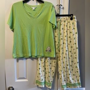 Women’s Dockers Pajama Set, Size Large, Yellow and Green